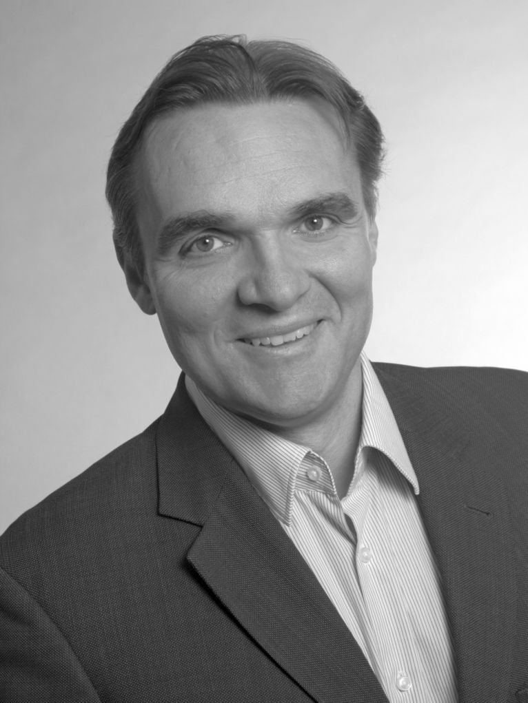 Portraitfoto von Dominic Sachsenmaier