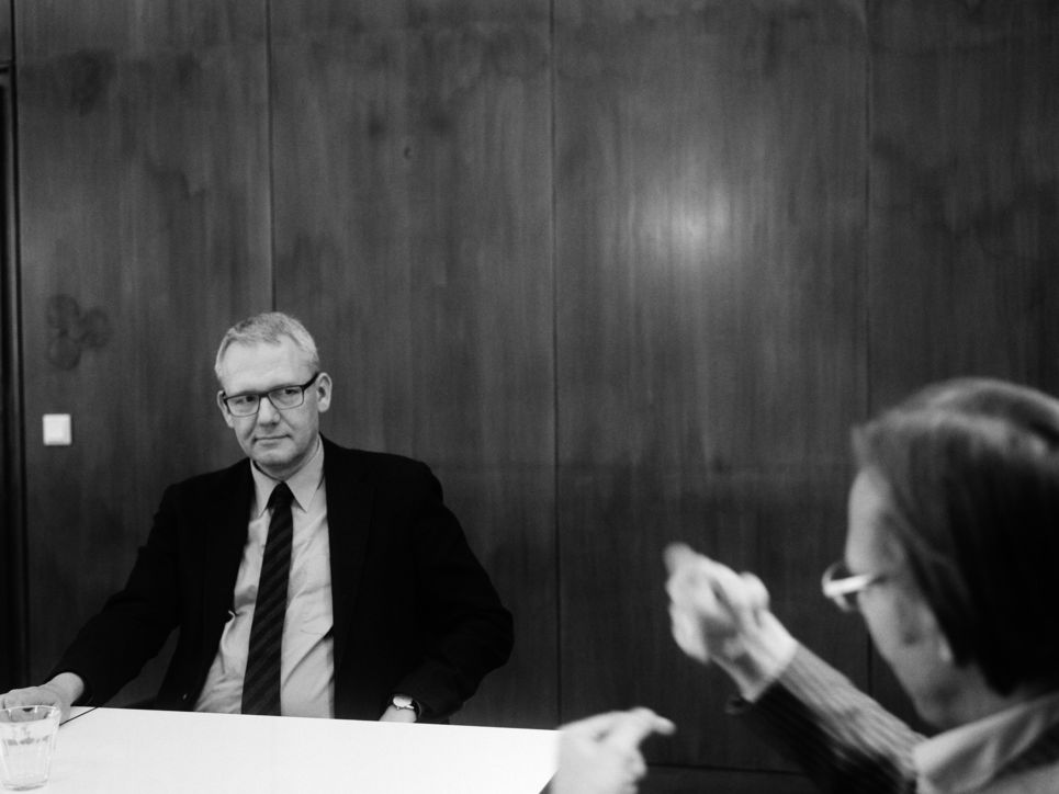 Andreas Wirsching am Tisch mit Harald Welzer.