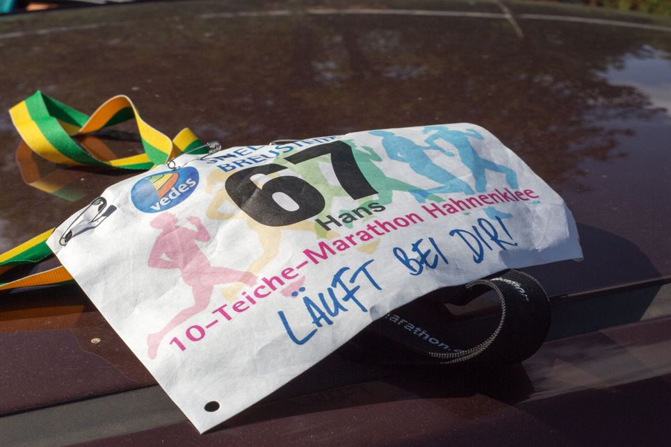Startnummer 67 des 10-Teiche-Marathons.