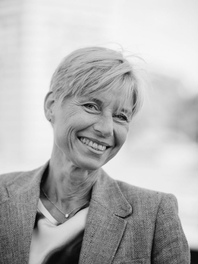 Porträt von Birgit Knebel.