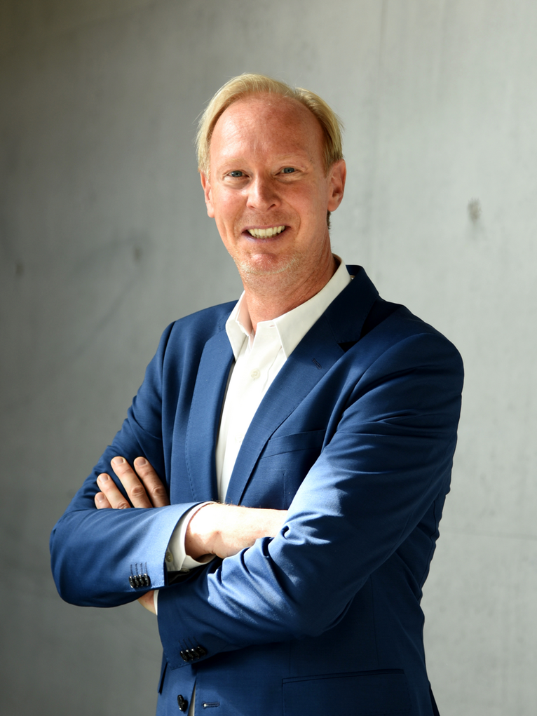 Prof. Dr. med. Dennis Tappe, Leiter der Forschungsgruppe Zoonosen am Bernhard-Nocht-Institut für Tropenmedizin und Experte für das Bornavirus. Bild: BNITM