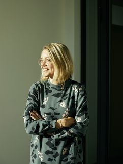 Porträt der Ökonomin Christine Laudenbach