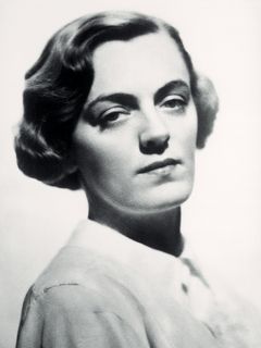 Porträt von Maria Daelen in schwarzweiß