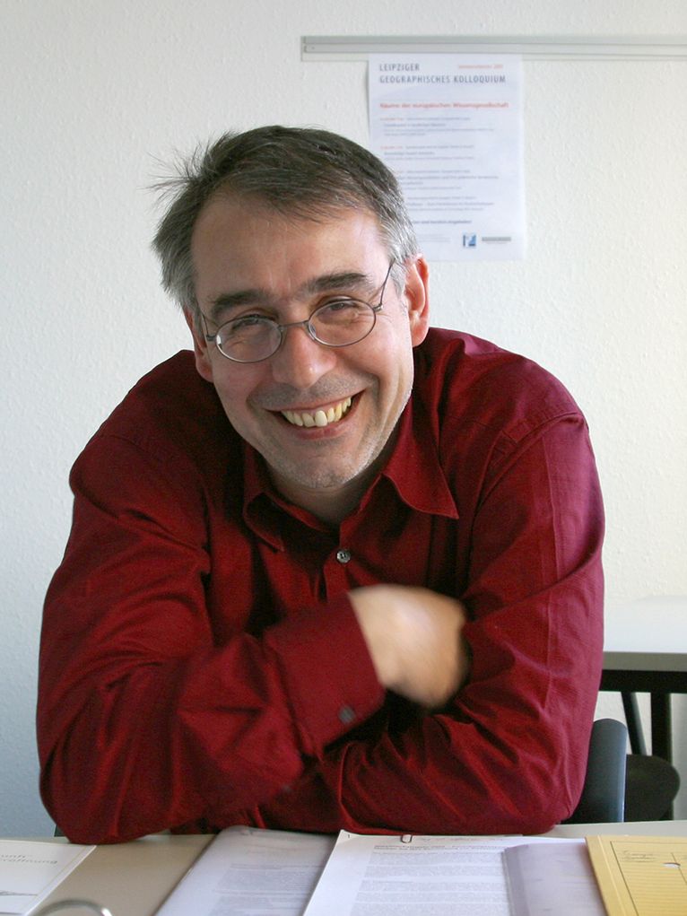 Heinz Peter Brogiato in seinem Büro